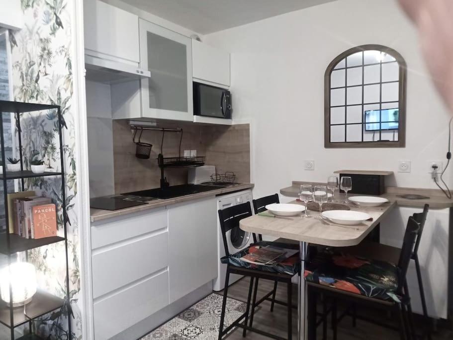 Joli Appartement T2 Tres Bien Situe, Parking Couvert Лурд Екстер'єр фото